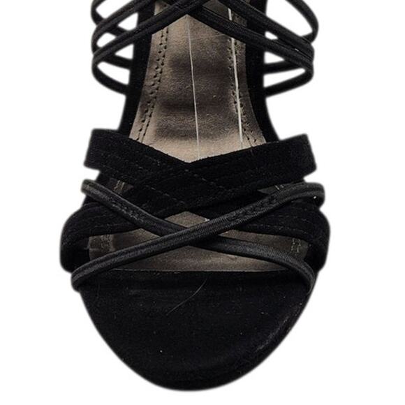 Black Crisscross Strap Heeled Sandals – Size 9M - Picture 4 of 7